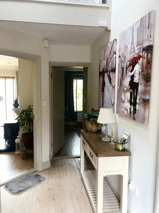 Lakeside Cottage Killaloe Ngoại thất bức ảnh